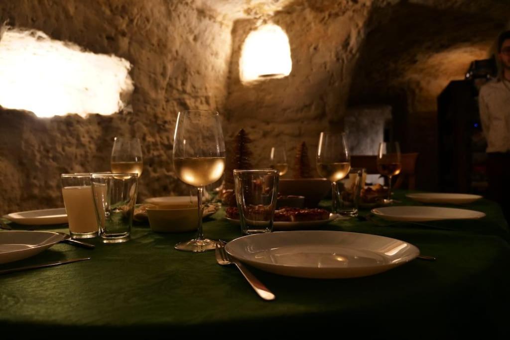 Troglo Entre Caves Et Chateaux Montlouis-sur-Loire Εξωτερικό φωτογραφία